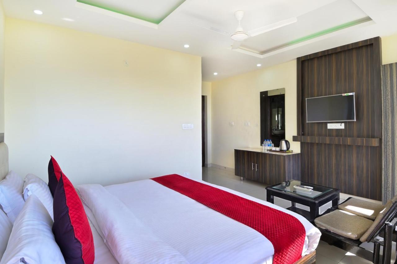 Hotel Bliss Valley Dharamshala - Beautiful View Of Mountains From Rooms Exterior photo